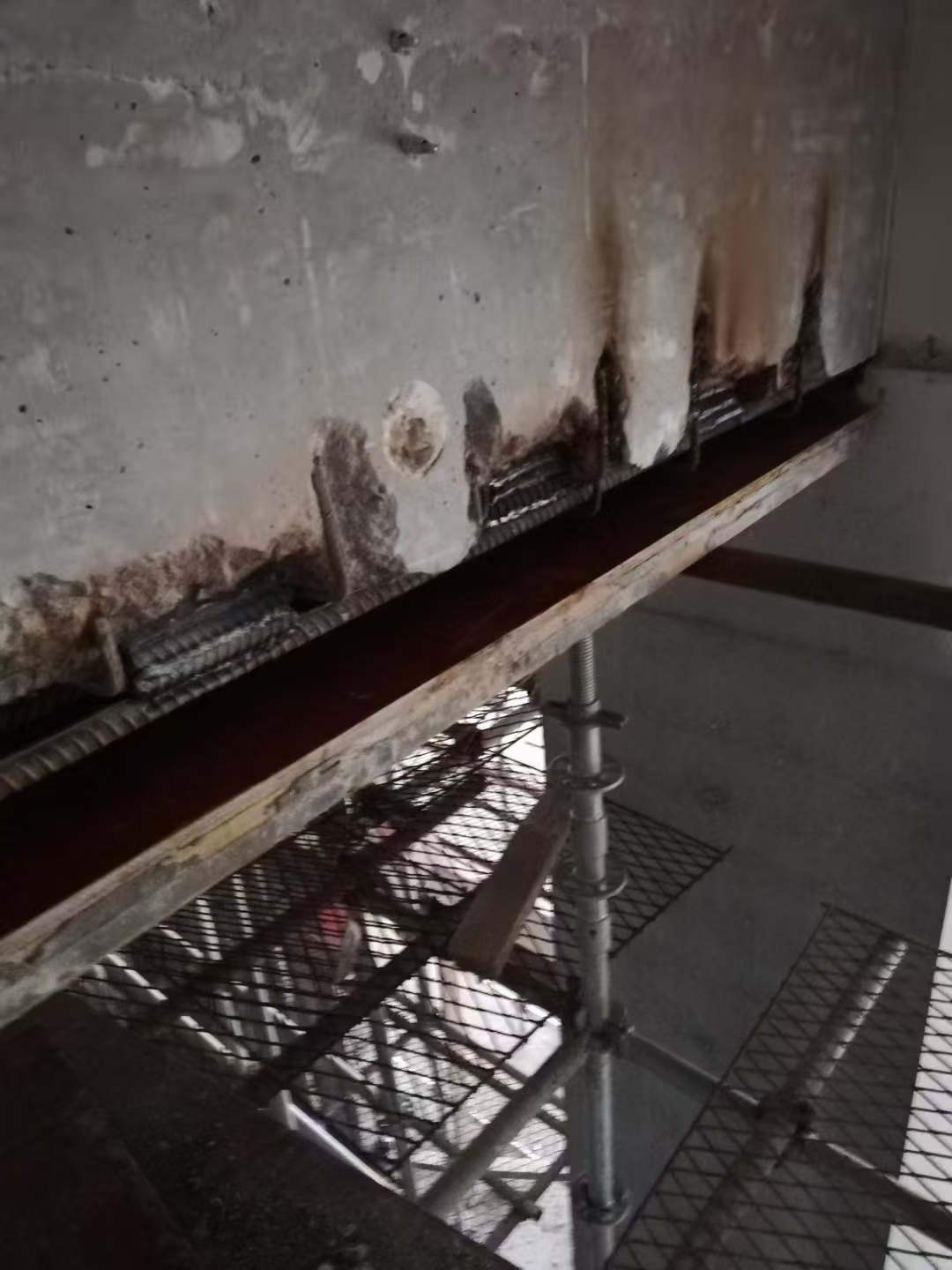 嘉兴梁钢筋少了怎么加固